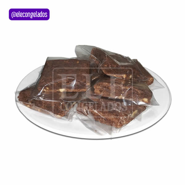 Brownies de chocolate con maní