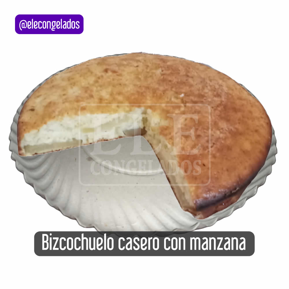 bizcochuelo casero con peras o manzanas