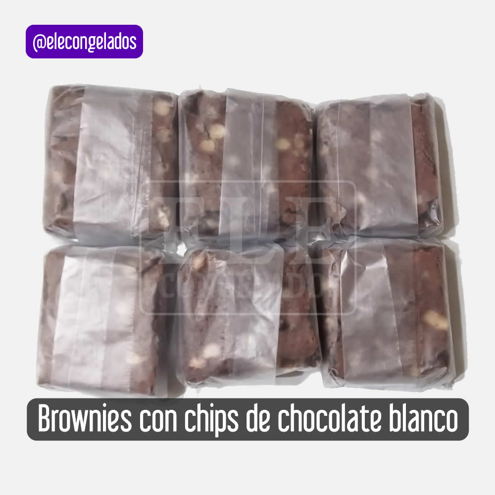 Brownies de chocolate con chips de chocolate blanco